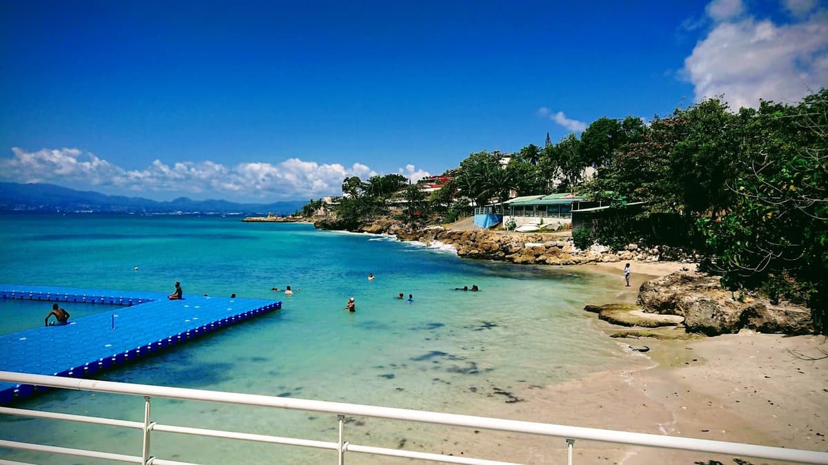 Anse Tabarin