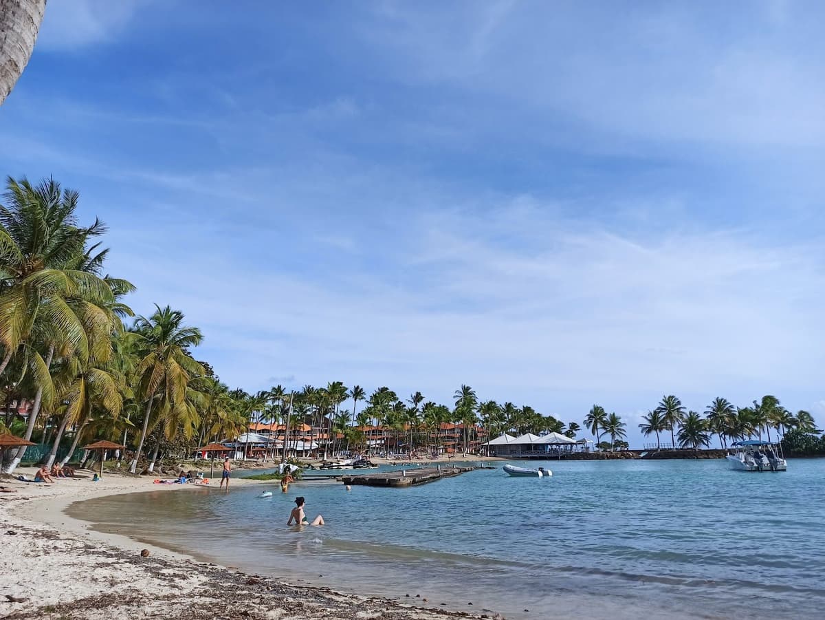 Plage de Bas du Fort